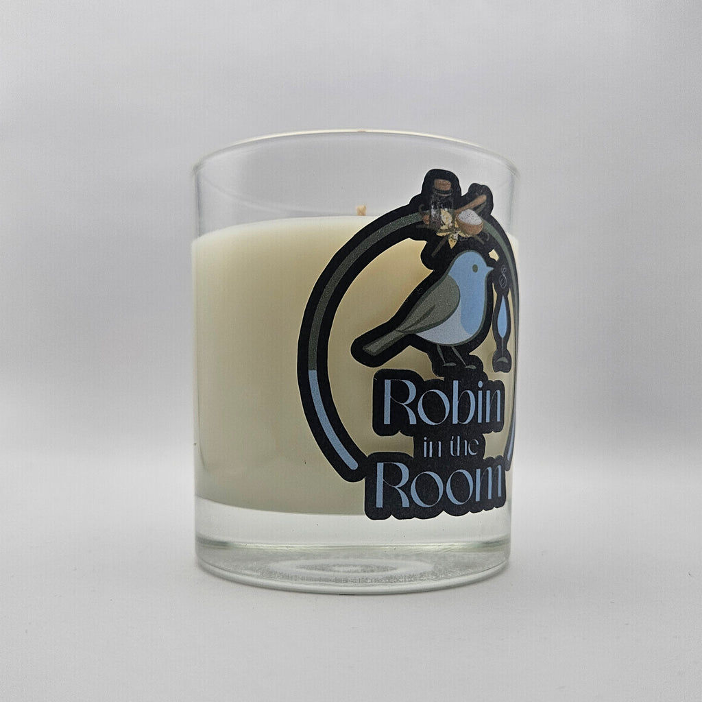 She Smells Sea Shells – Sea Salt & Vanilla Scented Candle | Coastal Driftwood Soy Candle | 30cl Hand Poured Vegan Candle