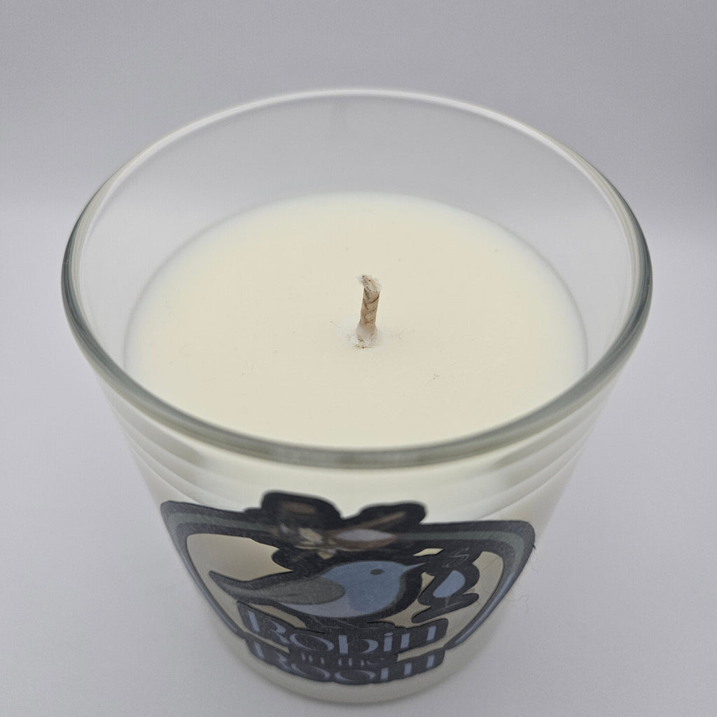 She Smells Sea Shells – Sea Salt & Vanilla Scented Candle | Coastal Driftwood Soy Candle | 30cl Hand Poured Vegan Candle
