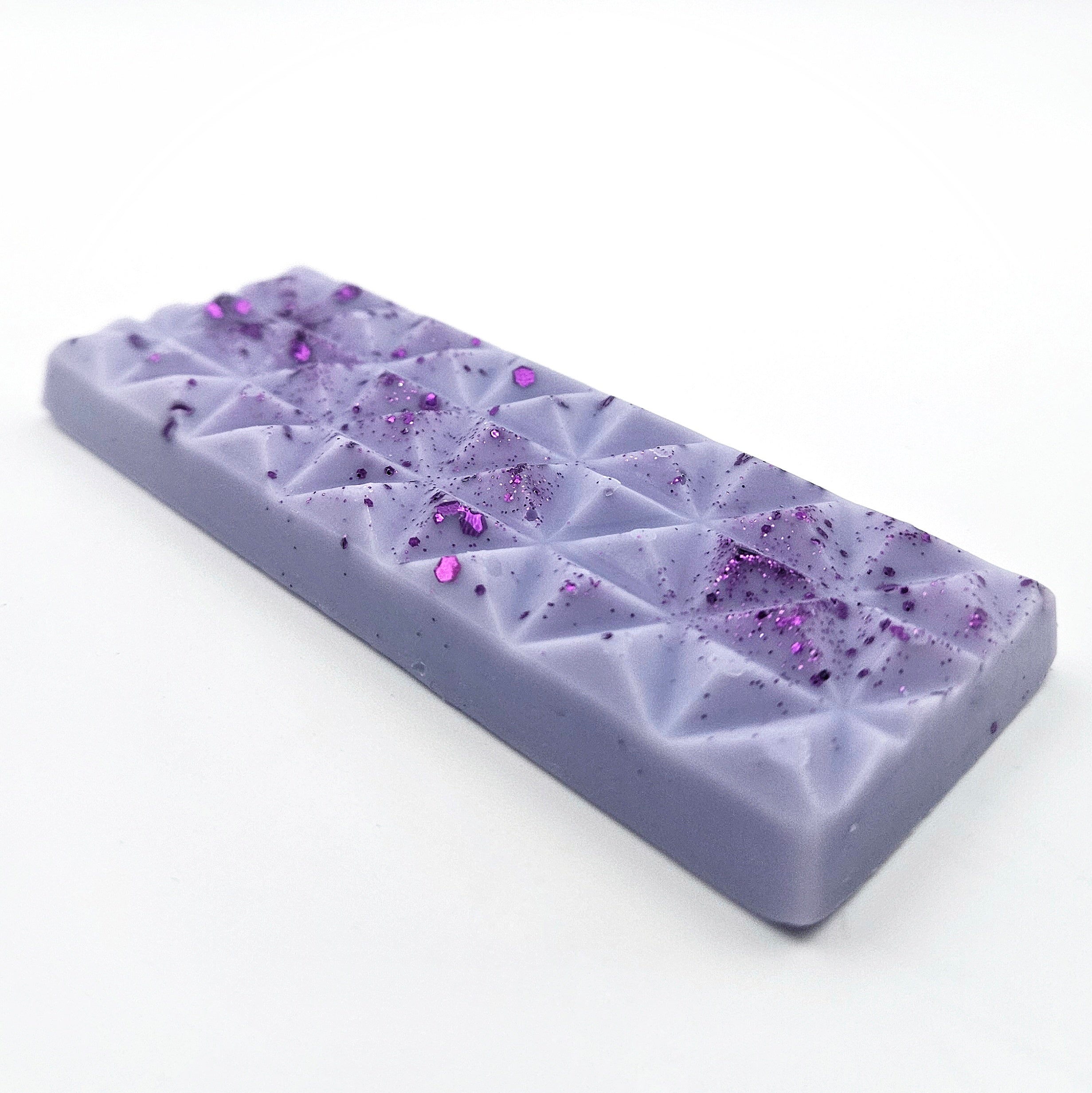 Hugs From Home | Peony, Rose and Oud Wax Melt Snap Bar