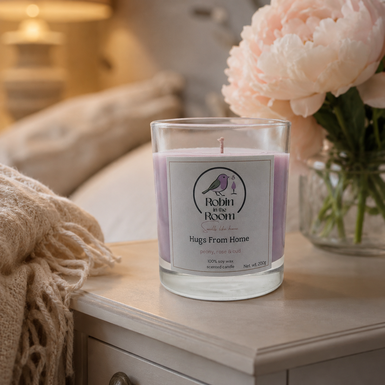 Hugs From Home | Peony, Oud & Vanilla Candle